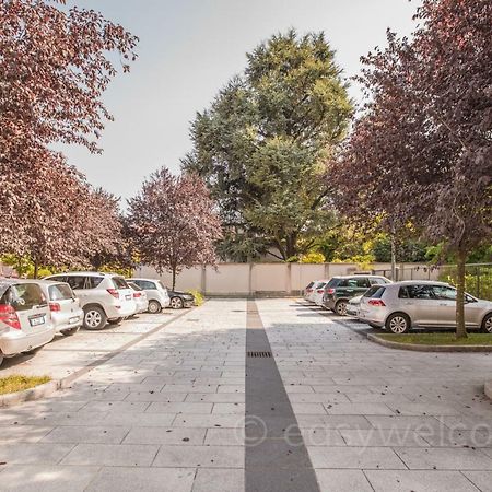 Easy Welcome Casa Rosada Apartment Nova Milanese Ngoại thất bức ảnh