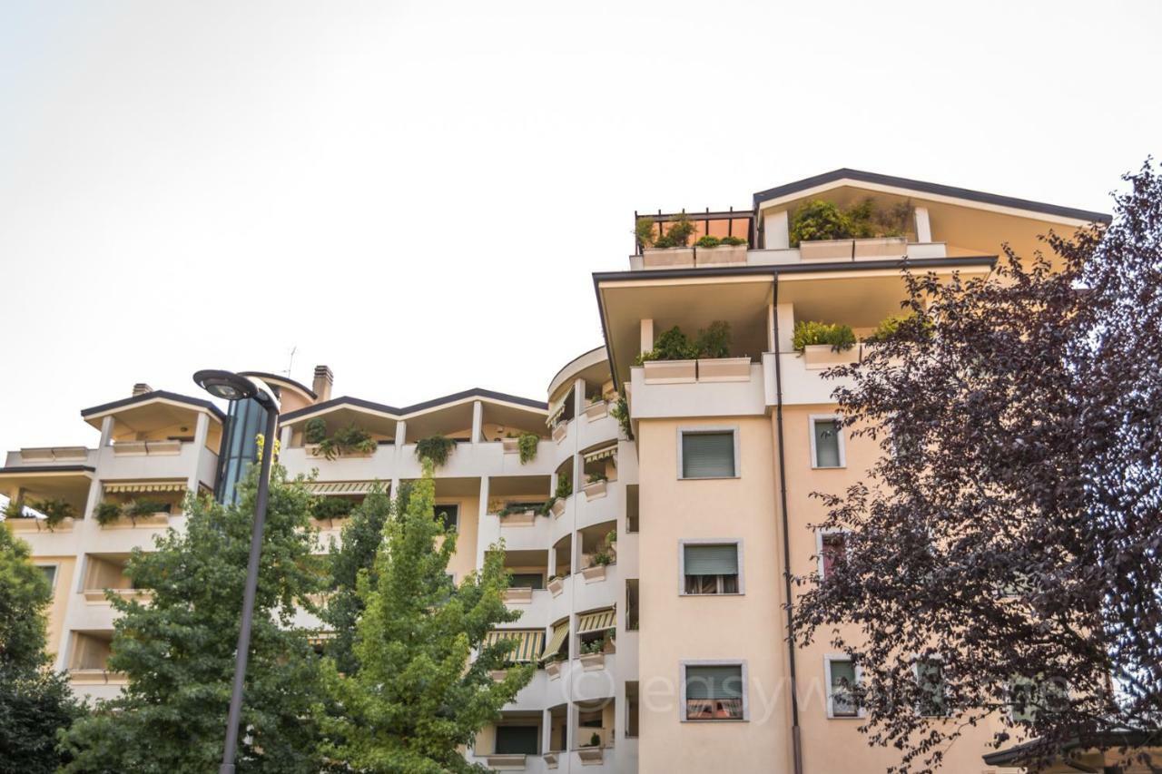 Easy Welcome Casa Rosada Apartment Nova Milanese Ngoại thất bức ảnh