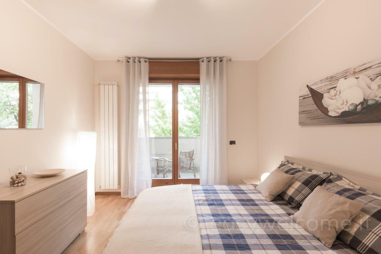 Easy Welcome Casa Rosada Apartment Nova Milanese Ngoại thất bức ảnh