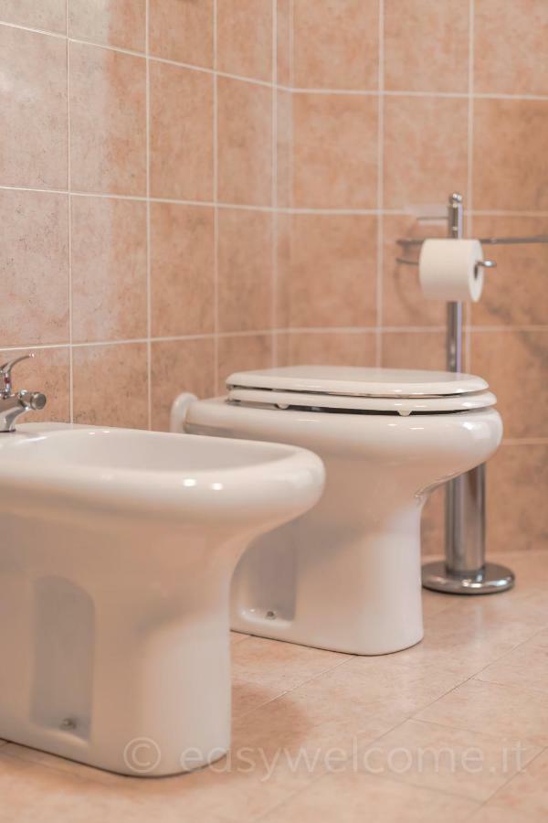 Easy Welcome Casa Rosada Apartment Nova Milanese Ngoại thất bức ảnh